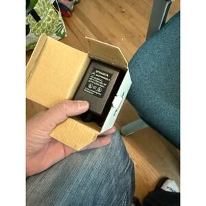Motorola‎ SPN4457A A-AC41-45134 Phone Charger 8.6VDC 340mA